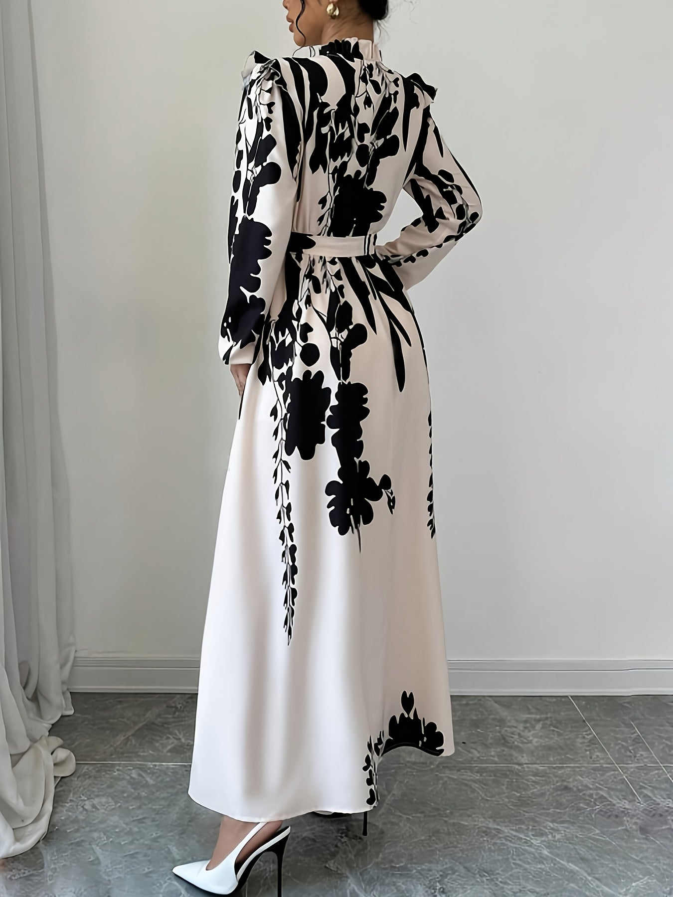 Women's Floral Print A-Line Dress with Puff Sleeves & Cinched Waist - Semi-Sheer Long Dress, Black & Floral Pattern, Stand-Up Collar, Machine Washable for Spring/Fall, Elegant Office to Party Wear, Floral Print Dress, Spring