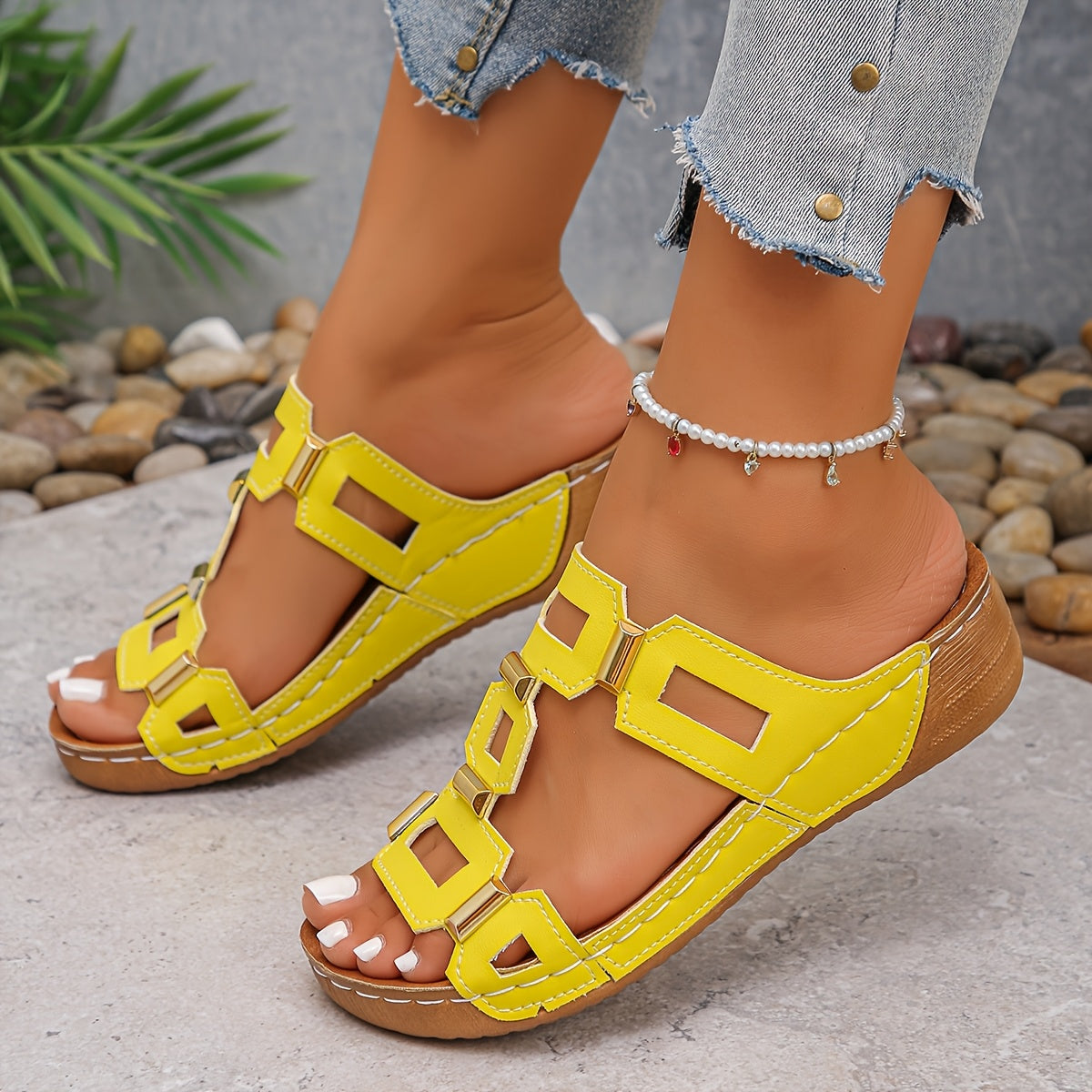 Women's Fashion Lightweight Casual Square Buckle Comfortable Slippers for Travel, Vacation & Home Wear