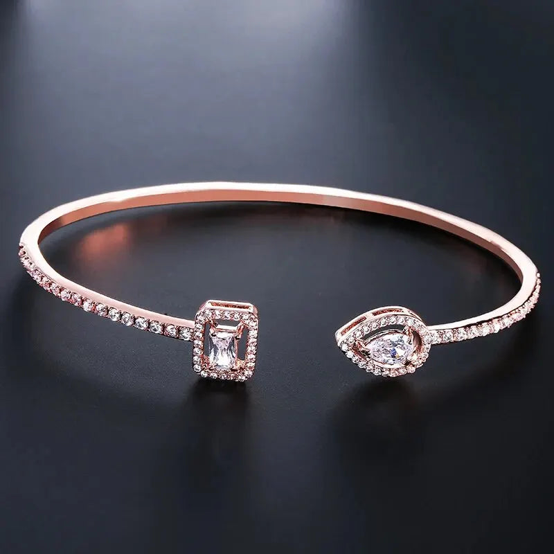 Bracelets de manchette en or géométrique pour femmes, bijoux de fête INS, mode cubique, contre-indiqué, luxe, documents