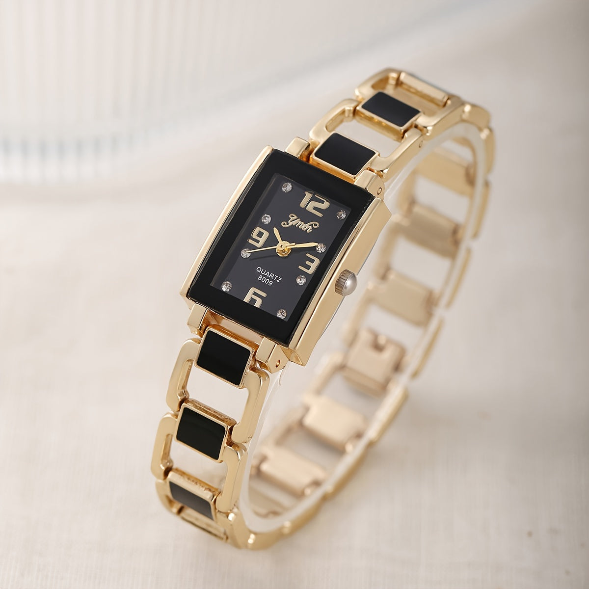 Stylish and Versatile Vintage Minimalist Quartz Watch Set of 5 Black Square Rhinestones Jewelry, Elegant Overall Look | Vintage Minimalist Watch