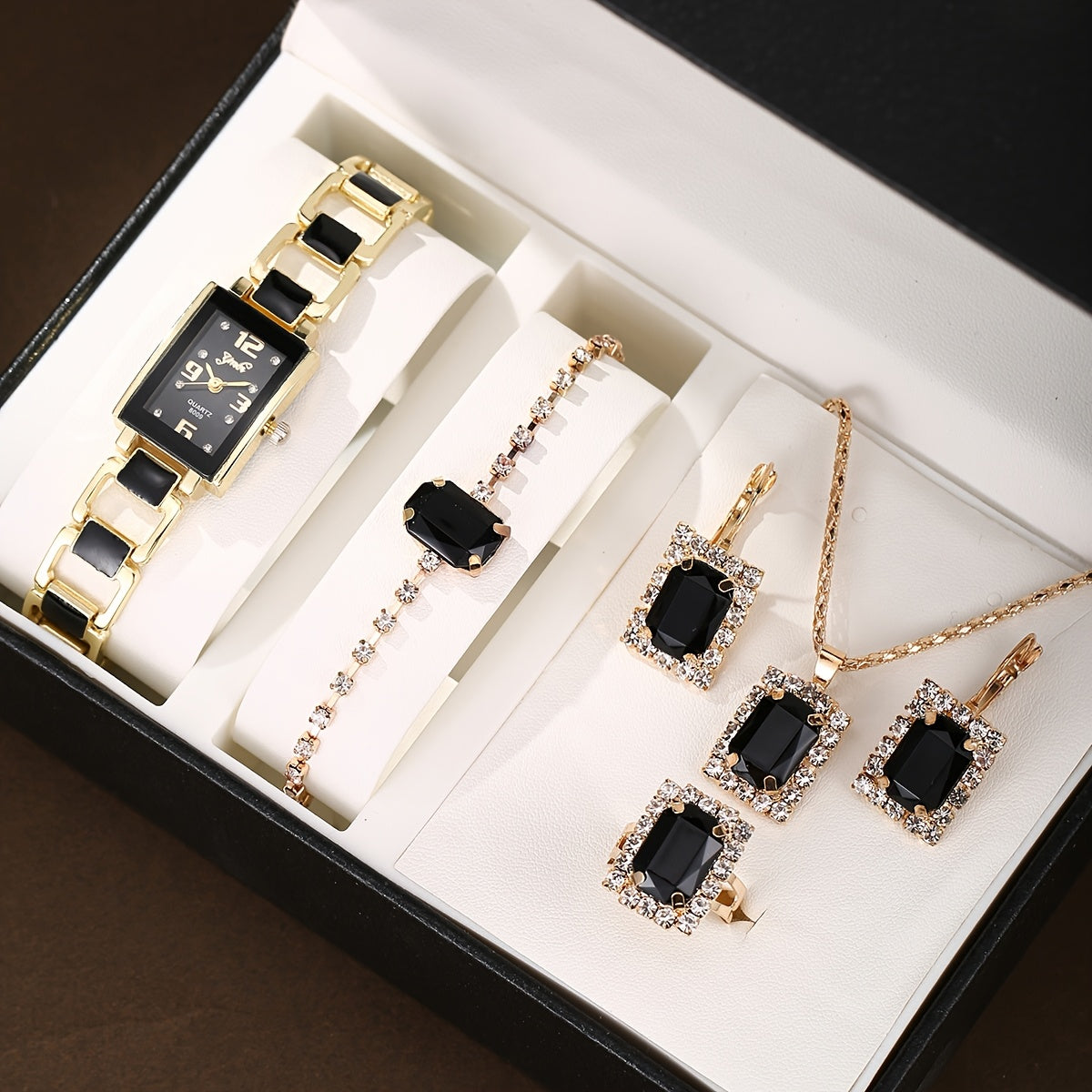 Stylish and Versatile Vintage Minimalist Quartz Watch Set of 5 Black Square Rhinestones Jewelry, Elegant Overall Look | Vintage Minimalist Watch