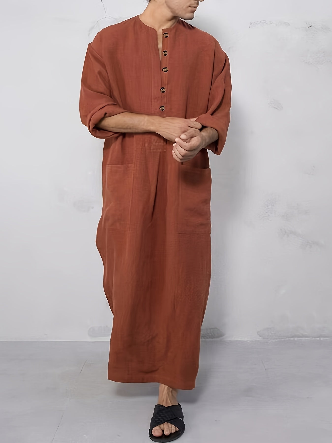 Southeast Asian Men's Loose Striped Round Neck Long Sleeve Muslim Robe Hoodie Pocket Middle Eastern Abaya