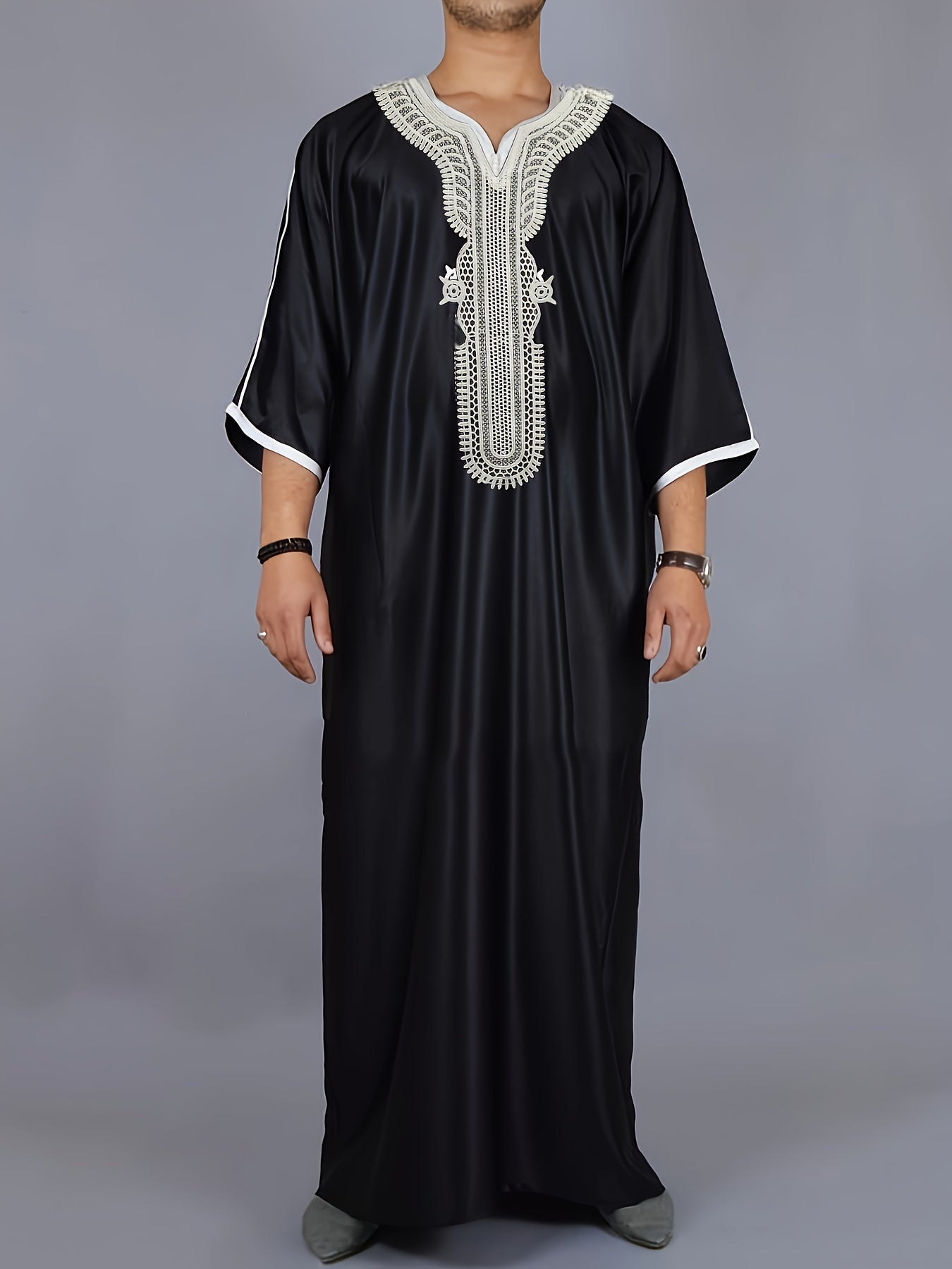 Men's White Lace Vintage Robe