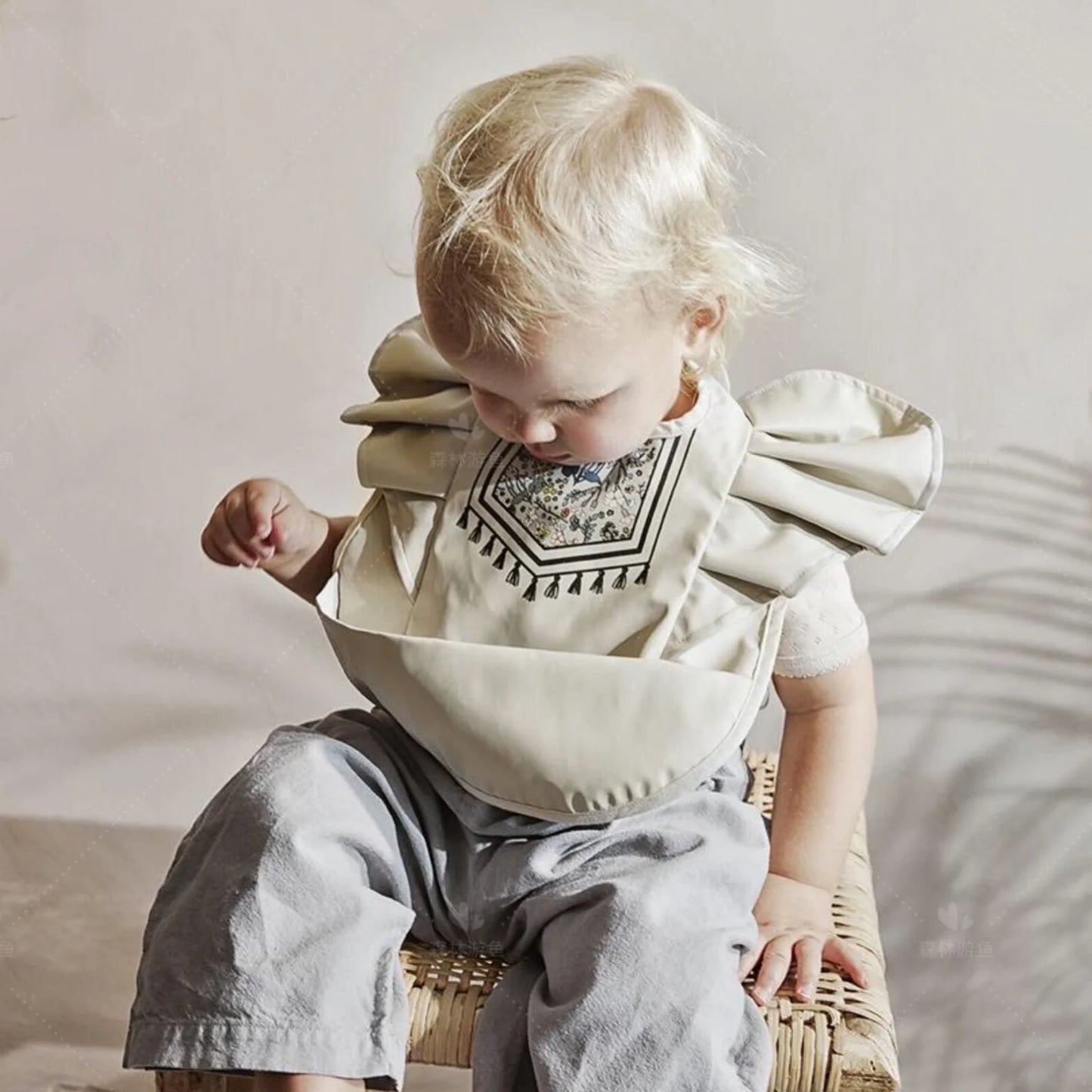 Bavoirs en PU souple pour bébé, avec poche, bavoir de salle à manger, imperméable, facile à nettoyer, séchage rapide, Style INS, mode enfant en bas âge, Smock
