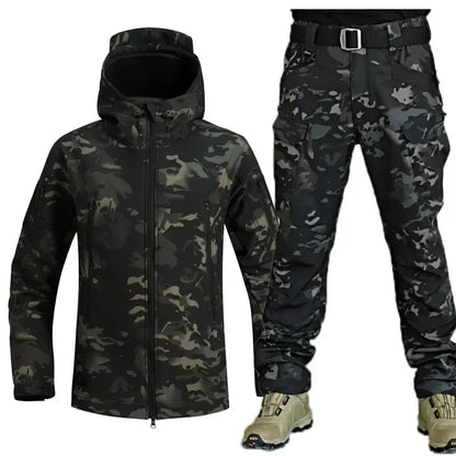 Combinaison camouflage épaisse pour hommes, ensemble d'entraînement tactique imperméable, veste à capuche multi-poches, pantalon polaire, chasse en plein air, 2 pièces, hiver