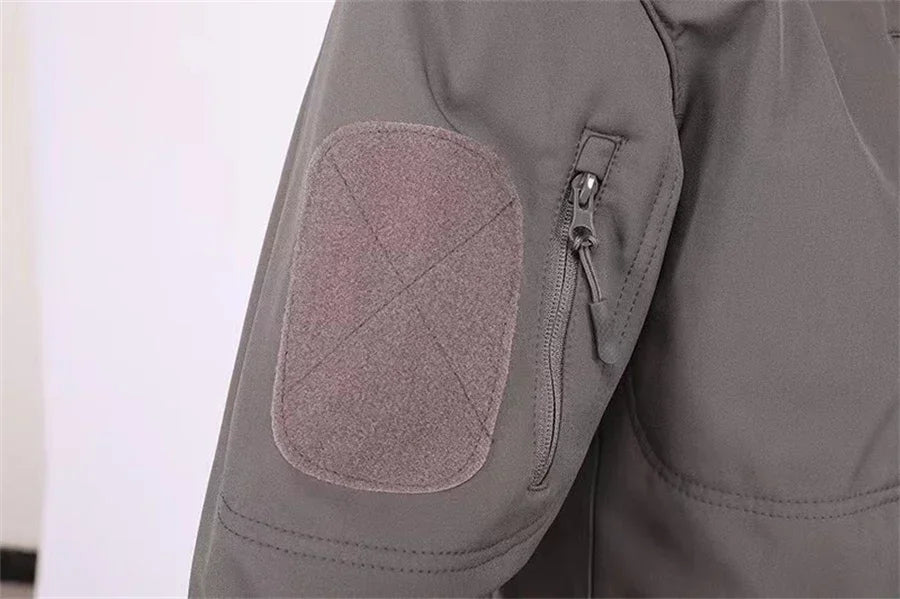 Combinaison camouflage épaisse pour hommes, ensemble d'entraînement tactique imperméable, veste à capuche multi-poches, pantalon polaire, chasse en plein air, 2 pièces, hiver