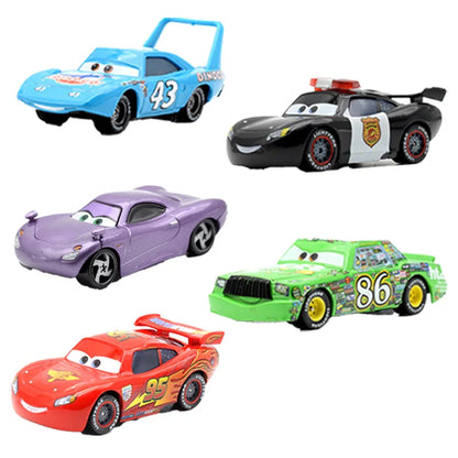 5 pièces Disney Pixar foudre McQueen voitures 1:55 véhicule moulé sous pression carrosserie en métal alliage matériel enfant modèle jouet voiture cadeau d'anniversaire