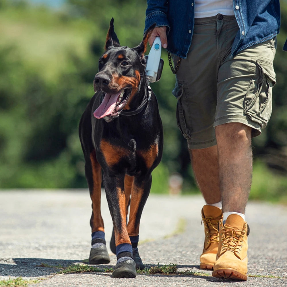 Lot de 4 bottines d'extérieur imperméables pour chien et chat,chaussures anti-tâches et antidérapantes en caoutchouc avec chaussettes, protégeant les coussinets, pour petit et grand chien