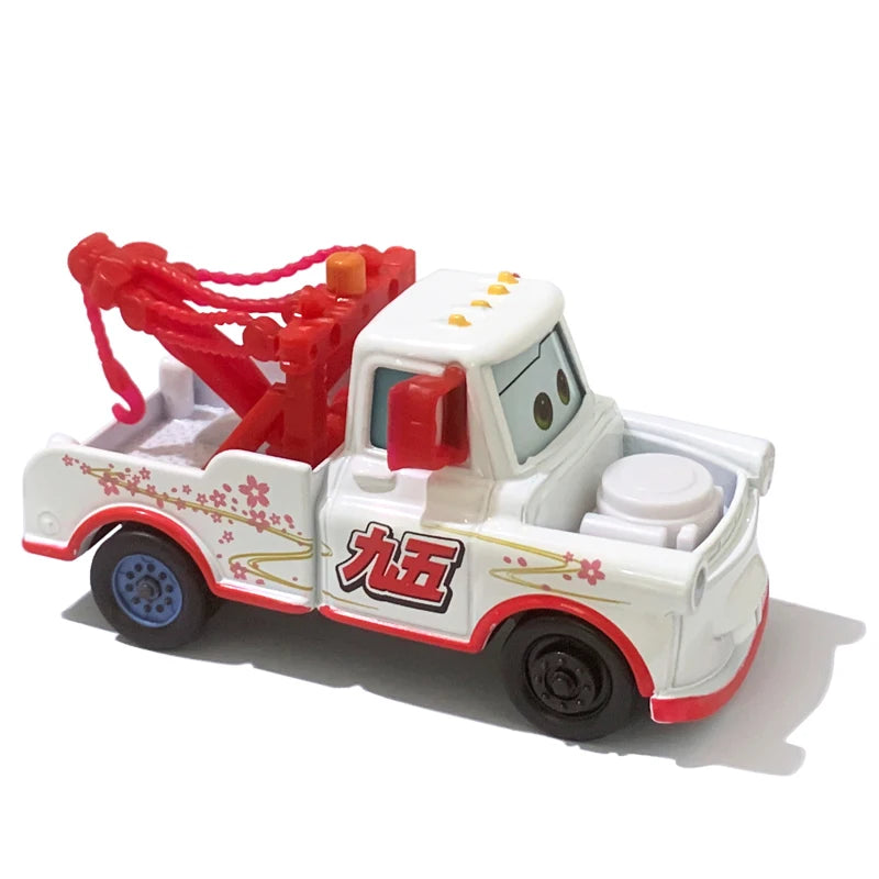 Pixar Disney voitures enfants jouet Anime Figure course foudre McQueen Mater 1:55 moulé sous pression dessin animé alliage véhicule enfants cadeau d'anniversaire
