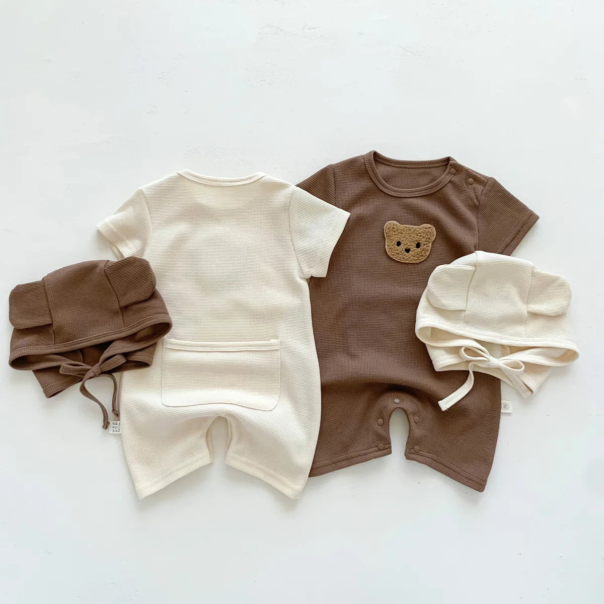 Combinaison d'été pour bébés filles et garçons, manches courtes, Patch gaufré, ours, nouveau-né, barboteuse en coton, chapeau cadeau avec oreille, nouvelle collection