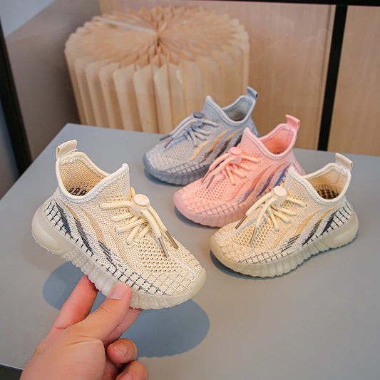 Chaussures légères décontractées en noix de coco pour enfants tissées avec semelles en caoutchouc pour bébés, garçons et filles. Bre de maille de sports de plein air antidérapant