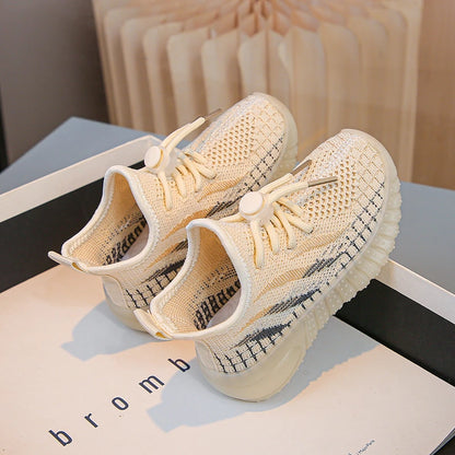 Chaussures légères décontractées en noix de coco pour enfants tissées avec semelles en caoutchouc pour bébés, garçons et filles. Bre de maille de sports de plein air antidérapant
