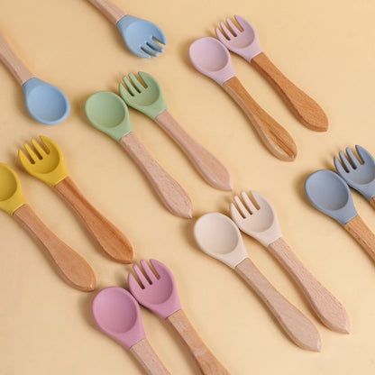 2 pièces/ensemble vaisselle bébé cuillère fourchette ensemble enfants Silicone bois alimentation formation bébé vaisselle couverts bébé alimentation fournitures