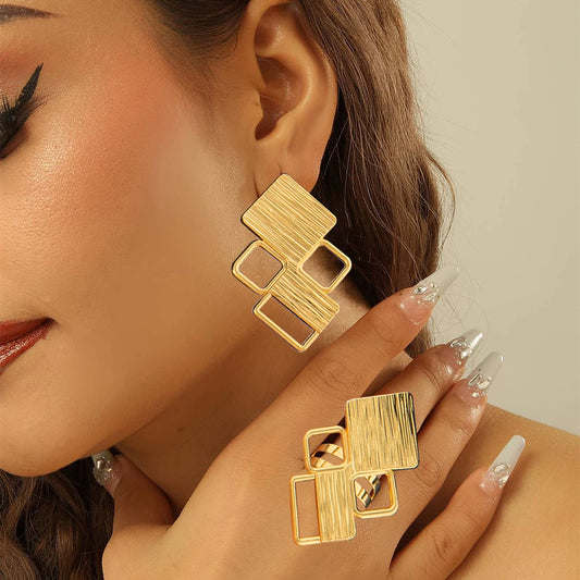 Boucles d'oreilles couleur or 18 carats avec bague, ensemble de bijoux pour mariée, boucles d'oreilles à clip africaines et bague, ensemble de 2 pièces pour bijoux de fiançailles