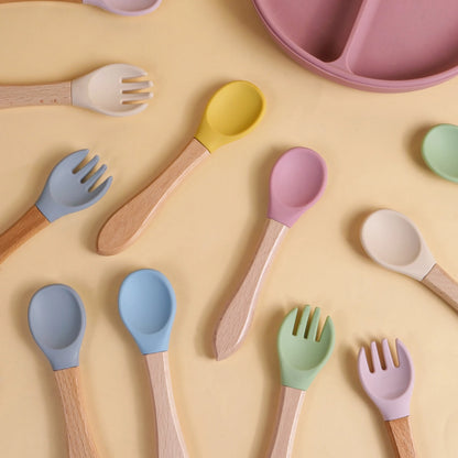 2 pièces/ensemble vaisselle bébé cuillère fourchette ensemble enfants Silicone bois alimentation formation bébé vaisselle couverts bébé alimentation fournitures