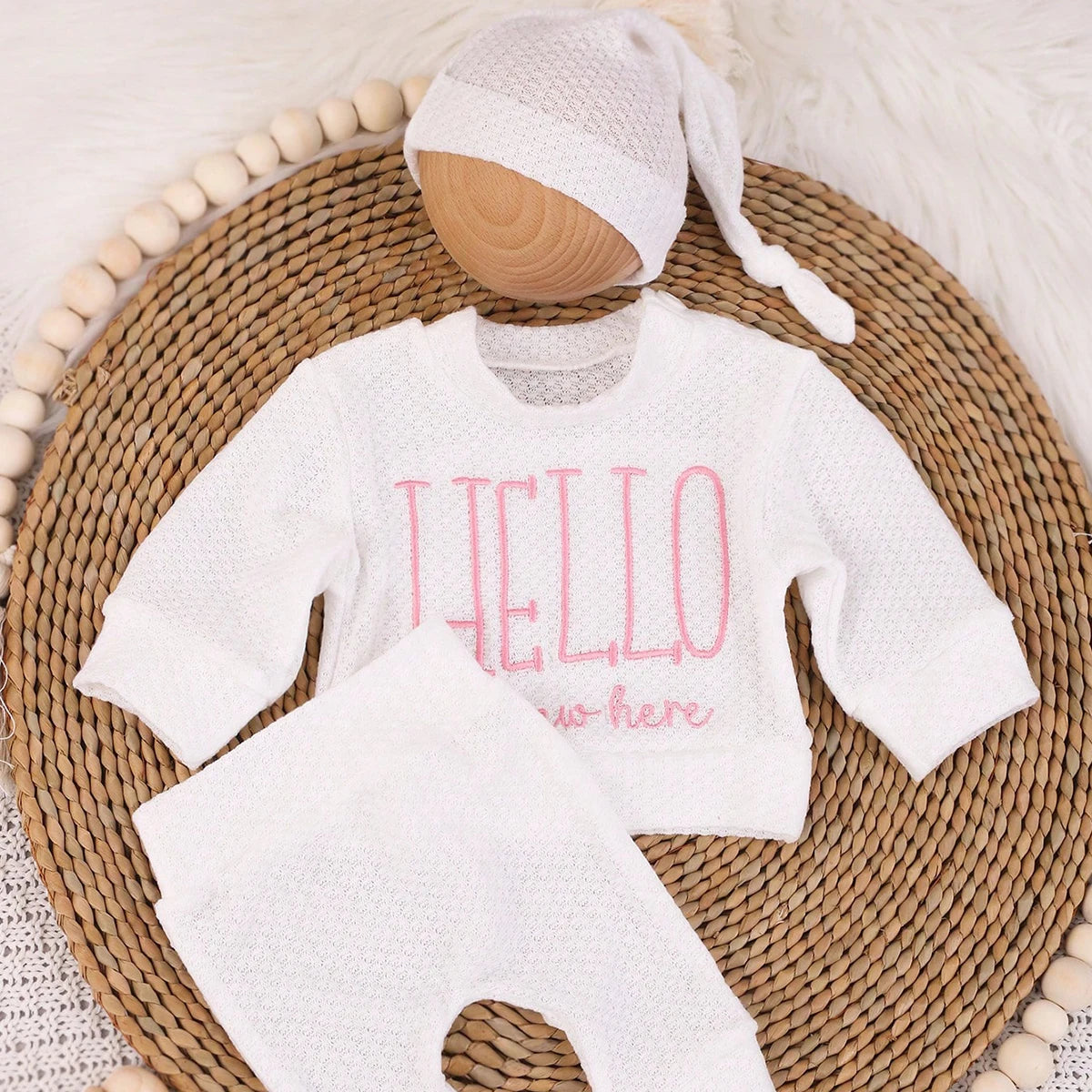 Ylsteed "bonjour" broderie nouveau-né photographie accessoires infantile barboteuse combinaison avec chapeau à nœud bébé à la maison tenue bébé Photo cadeau