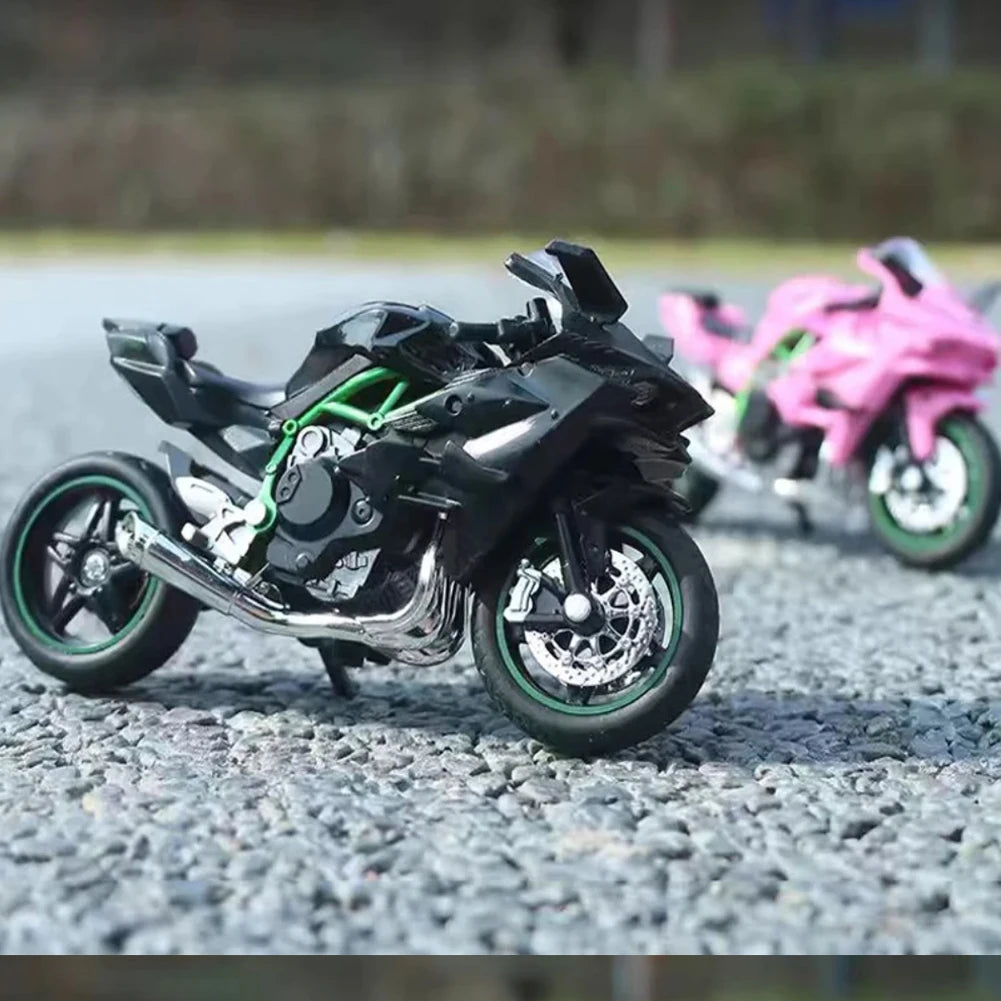 Collection de véhicules tout-terrain en plastique pour enfants, jouet modèle de bureau, moto moulée sous pression, simulation portable, décoration de voiture, maison, 1:18