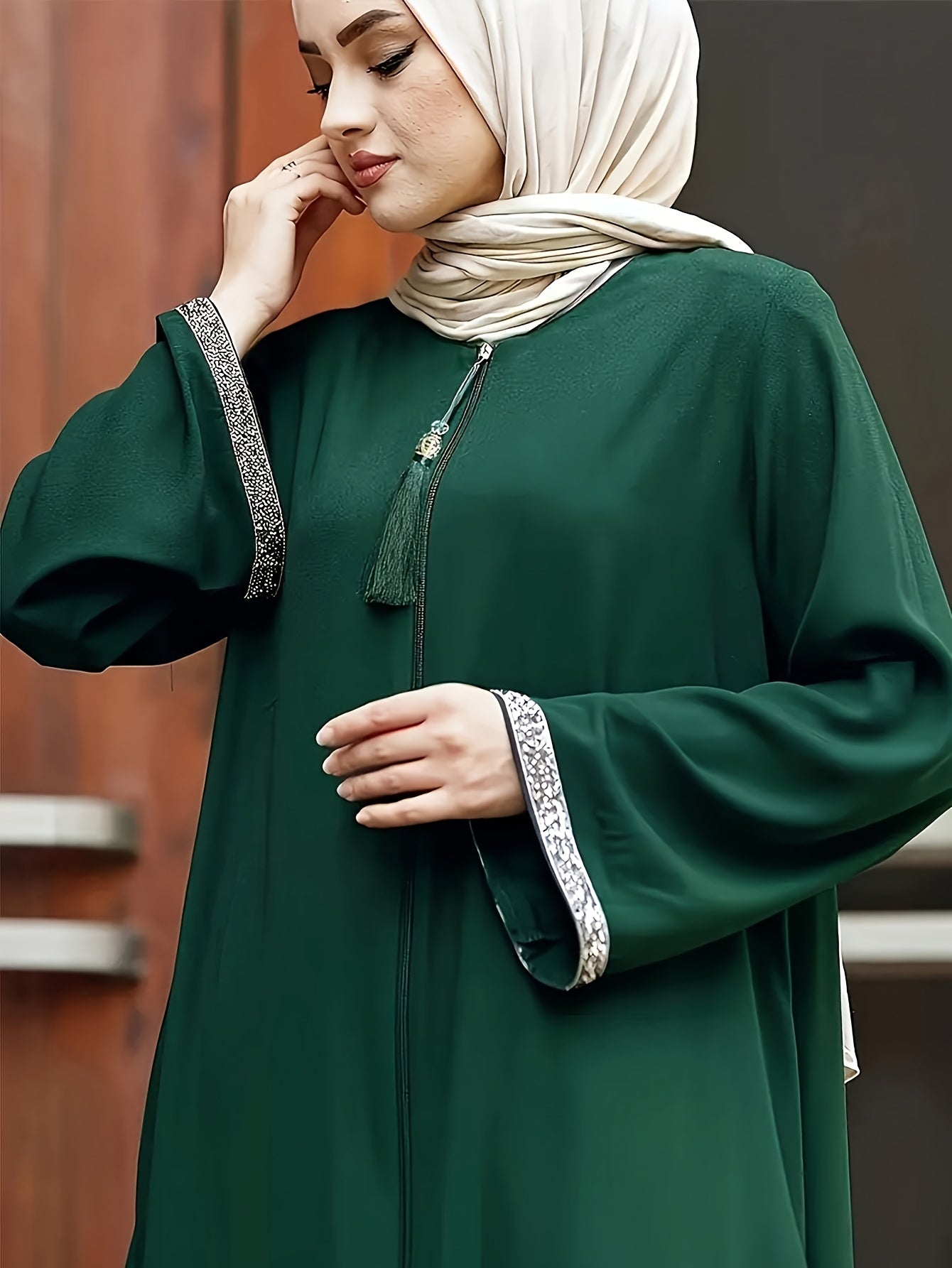 Long-sleeve zip-up kaftan dress, elegant maxi dress with contrast trim and fringe